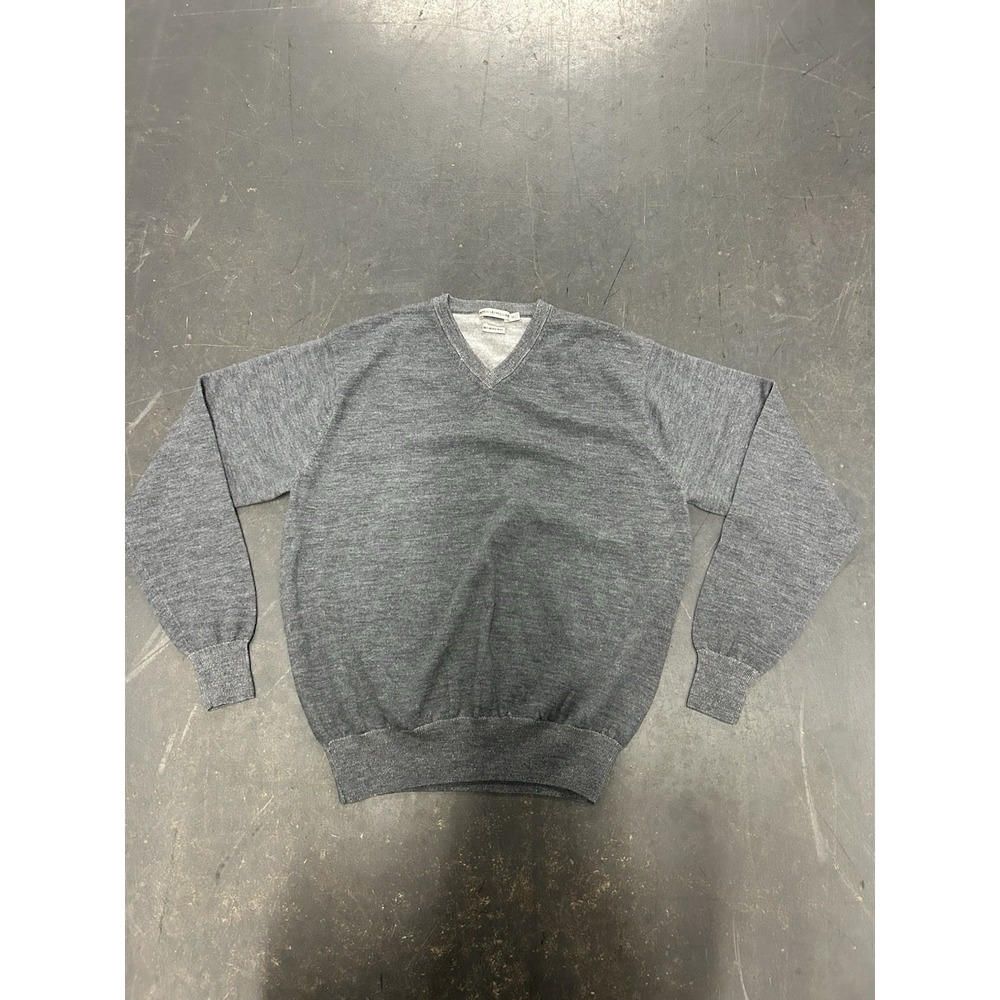 Peter Millar Men's V Neck Sweater Gray Medium Merino Wool Silk Cozy Preppy Golf